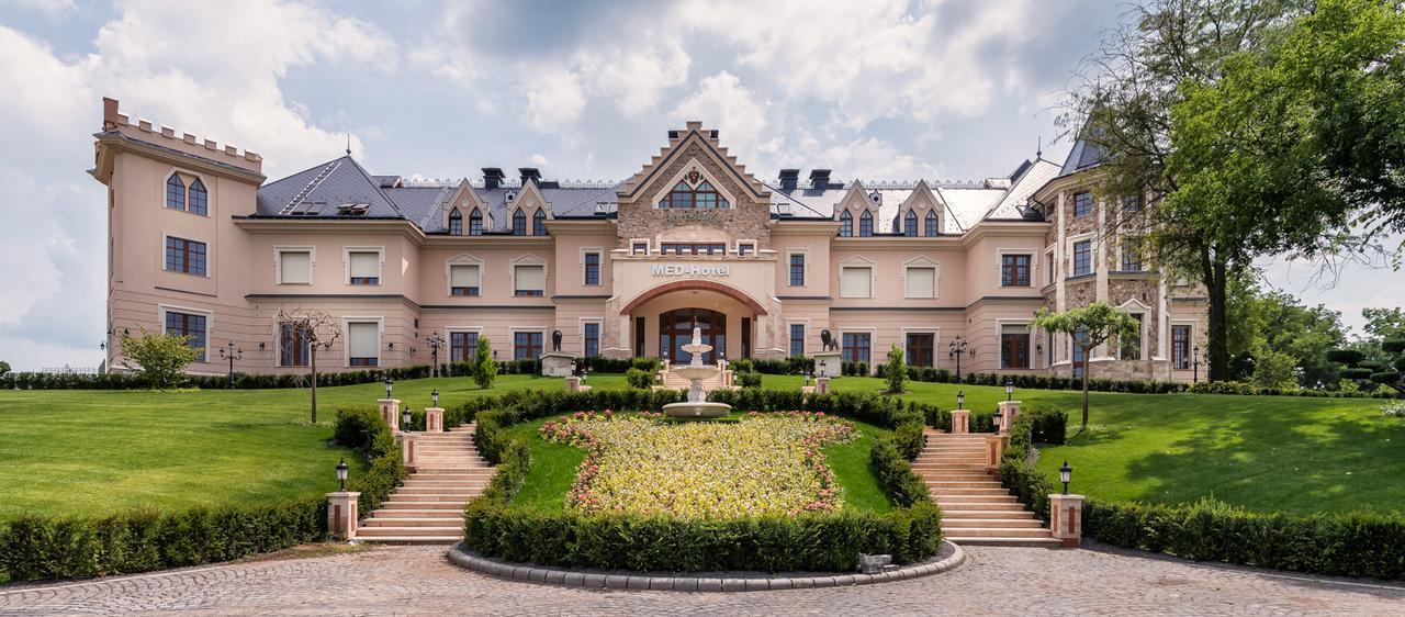 Borostyan Medhotel Nyiradony-Tamasipuszta Exterior photo